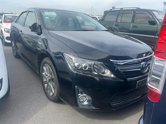 2014 Toyota Camry - Thumbnail