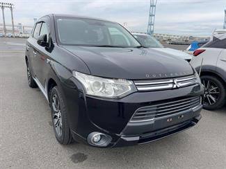 2014 Mitsubishi Outlander - Thumbnail