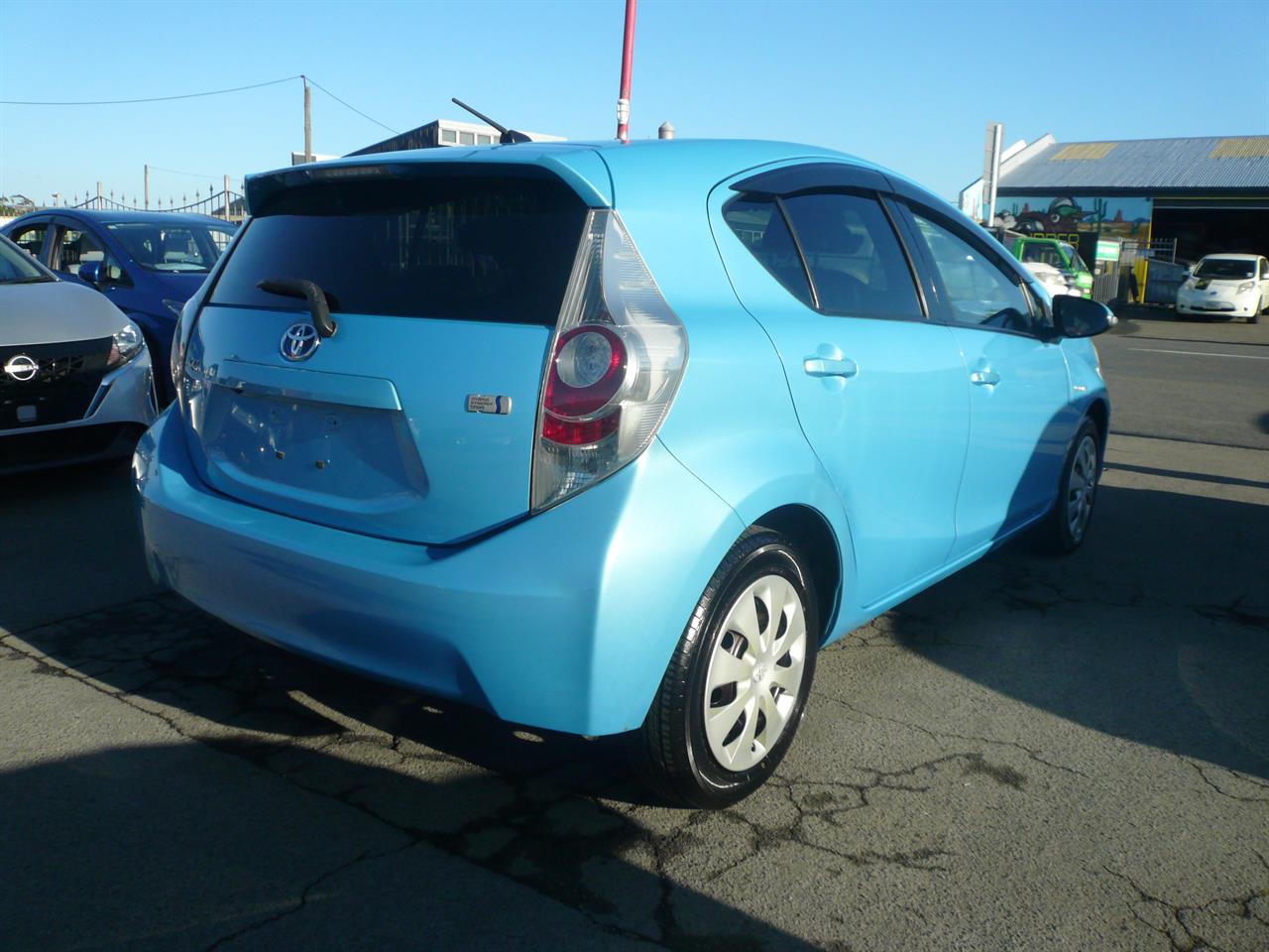 2013 Toyota Aqua
