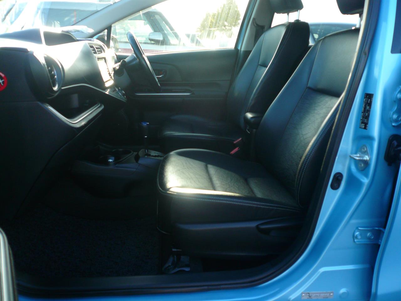 2013 Toyota Aqua