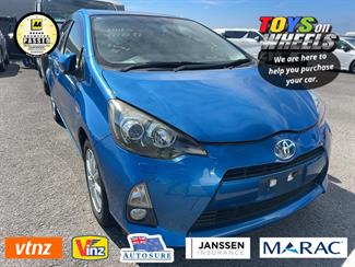2013 Toyota Aqua - Thumbnail