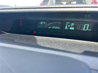 2013 Toyota Aqua - Thumbnail