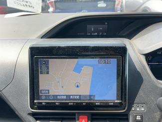 2020 Toyota Esquire - Thumbnail