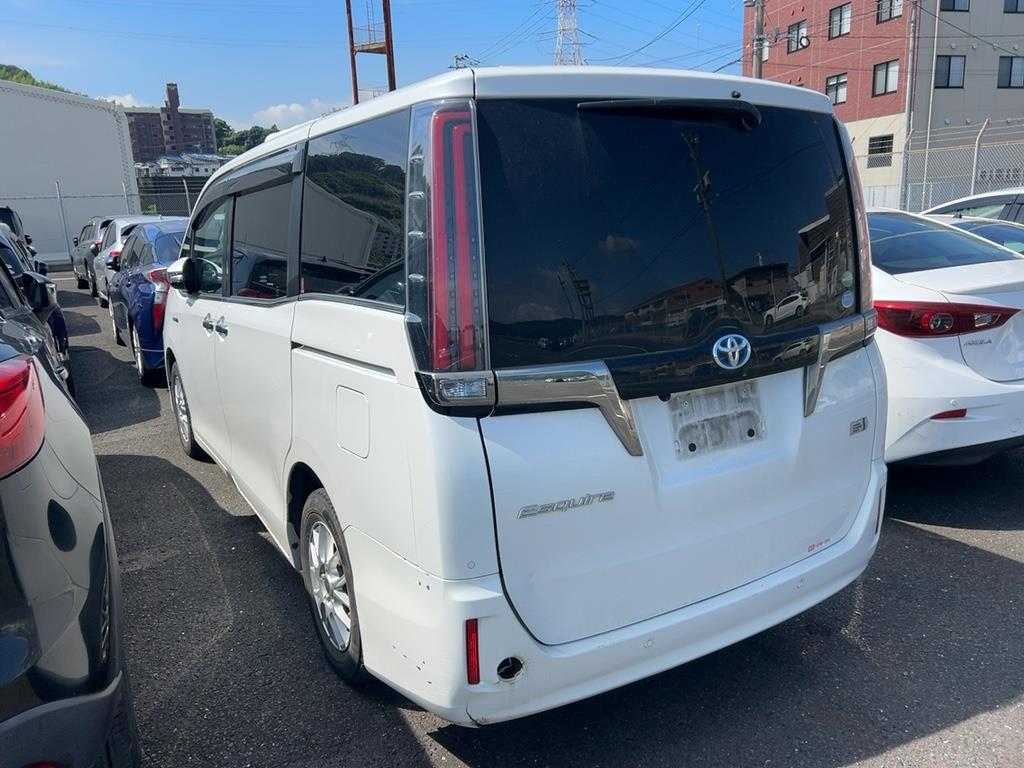 2020 Toyota Esquire