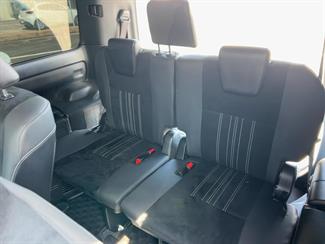 2020 Toyota Esquire - Thumbnail