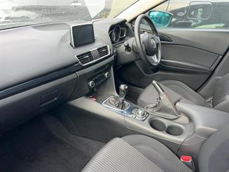 2014 Mazda Axela - Thumbnail