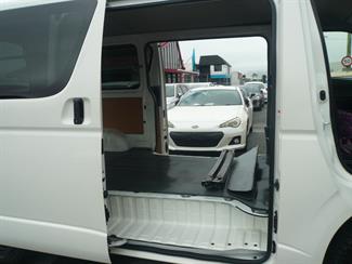 2021 Toyota Hiace - Thumbnail