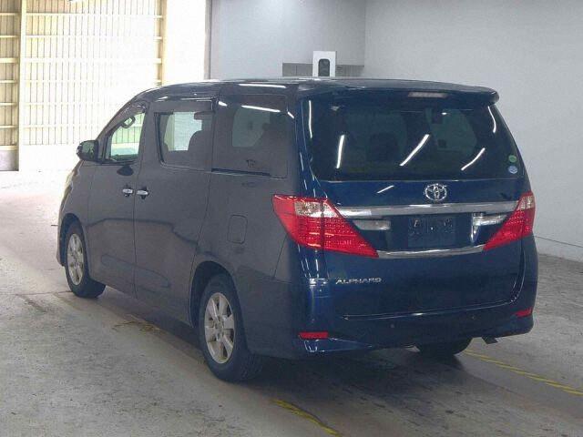 2013 Toyota Alphard
