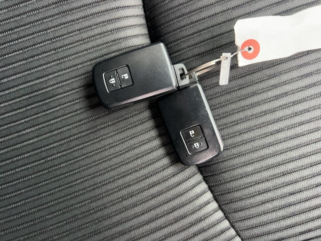 2016 Toyota PRIUS A