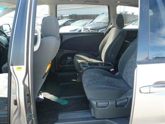 2004 Toyota ESTIMA - Thumbnail