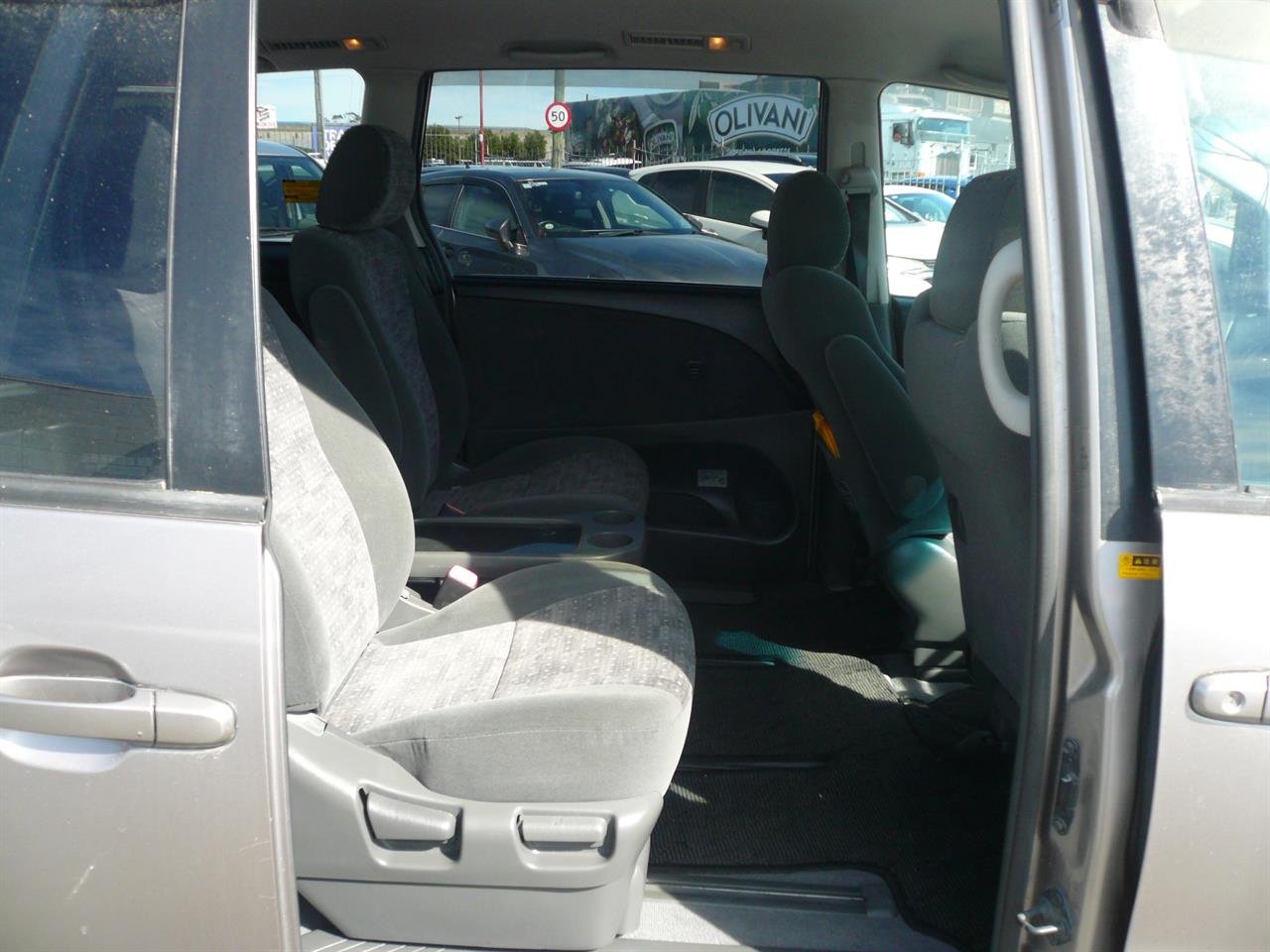 2004 Toyota ESTIMA