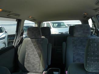 2004 Toyota ESTIMA - Thumbnail