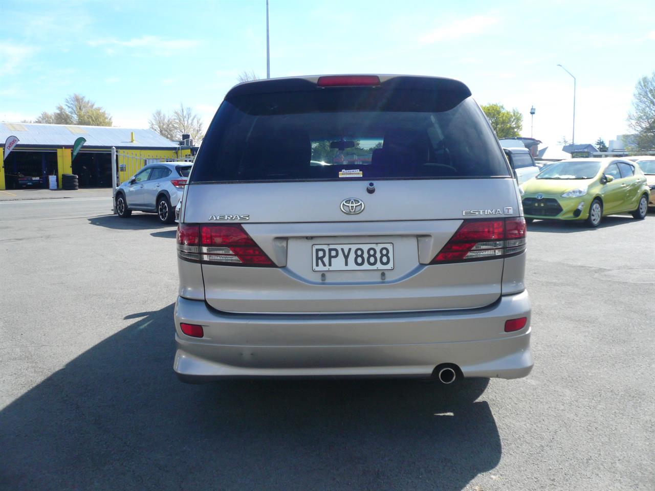2004 Toyota ESTIMA