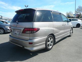 2004 Toyota ESTIMA - Thumbnail