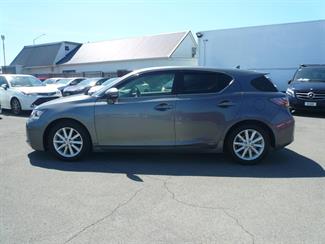 2012 Lexus CT200H - Thumbnail