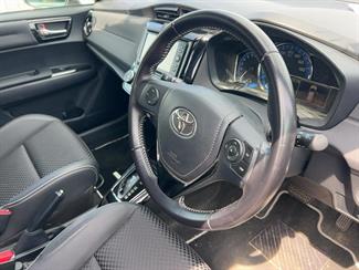2015 Toyota COROLLA - Thumbnail