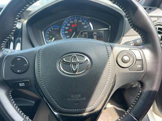2015 Toyota COROLLA - Thumbnail