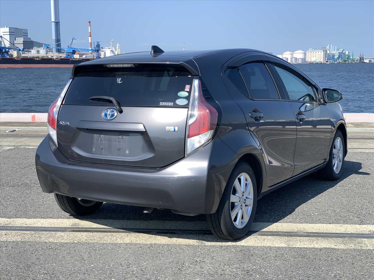 2015 Toyota Aqua