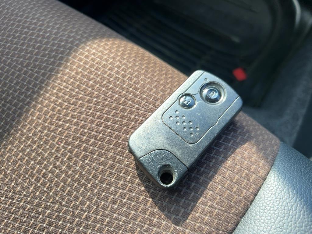 2012 Honda FIT SHUTTLE