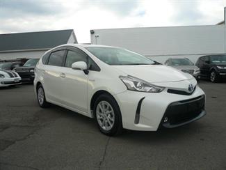 2015 Toyota Prius - Thumbnail