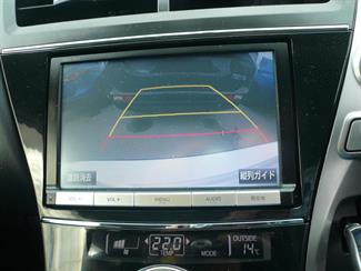 2015 Toyota Prius - Thumbnail