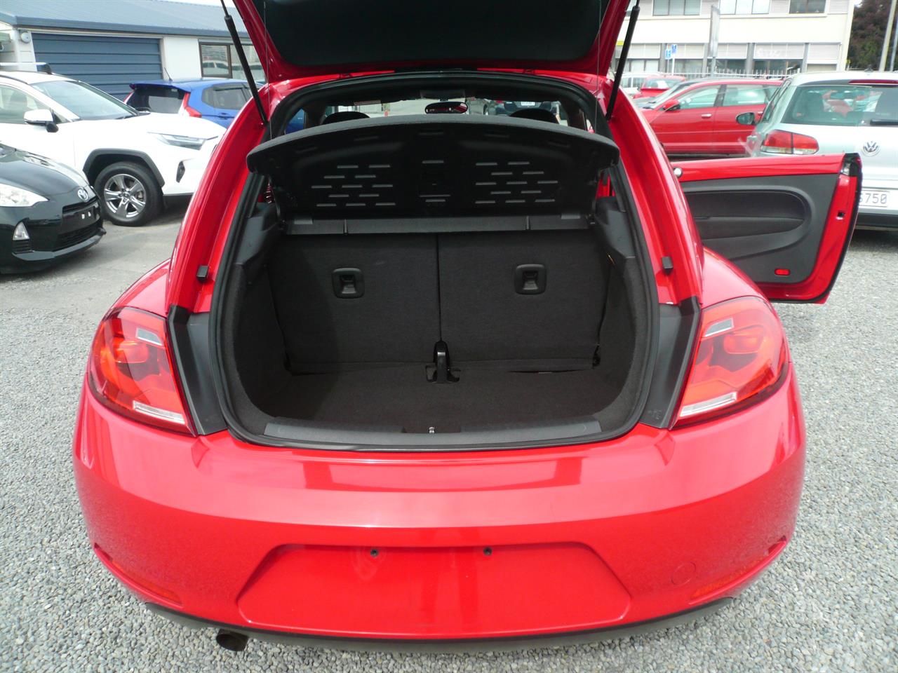 2013 Volkswagen beetle