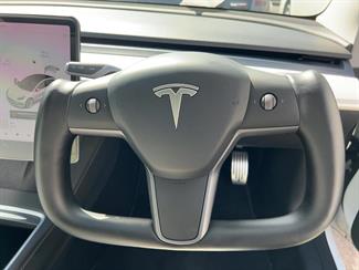2021 Tesla Model 3 - Thumbnail
