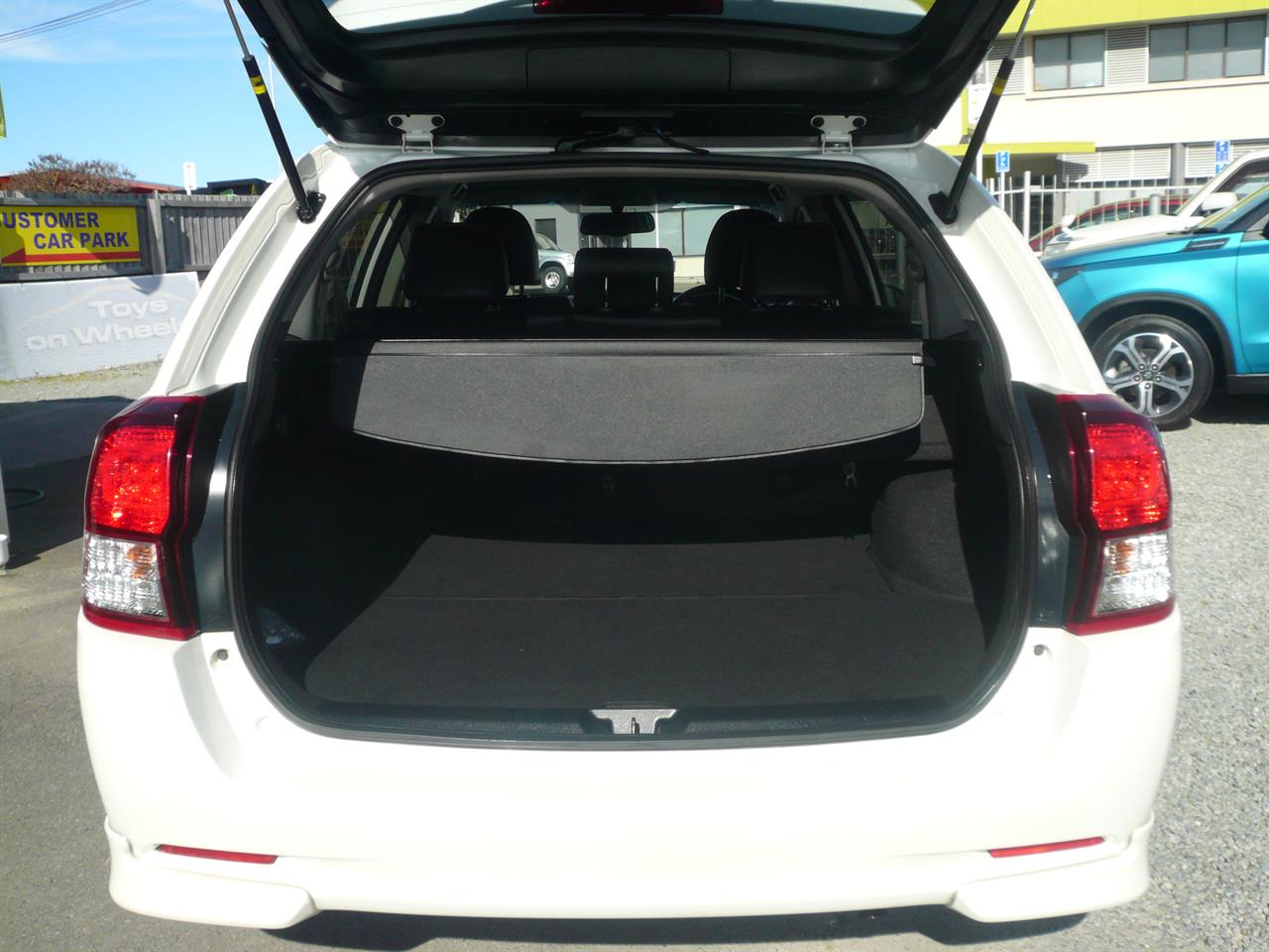 2014 Toyota Corolla Fielder
