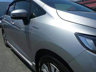 2022 Honda Fit shuttle hybrid 1500cc - Thumbnail