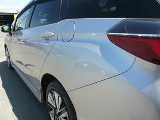 2022 Honda Fit shuttle hybrid 1500cc - Thumbnail