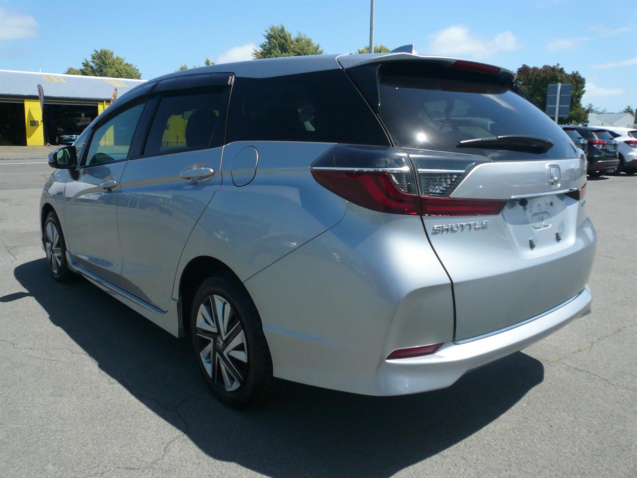 2022 Honda Fit shuttle hybrid 1500cc