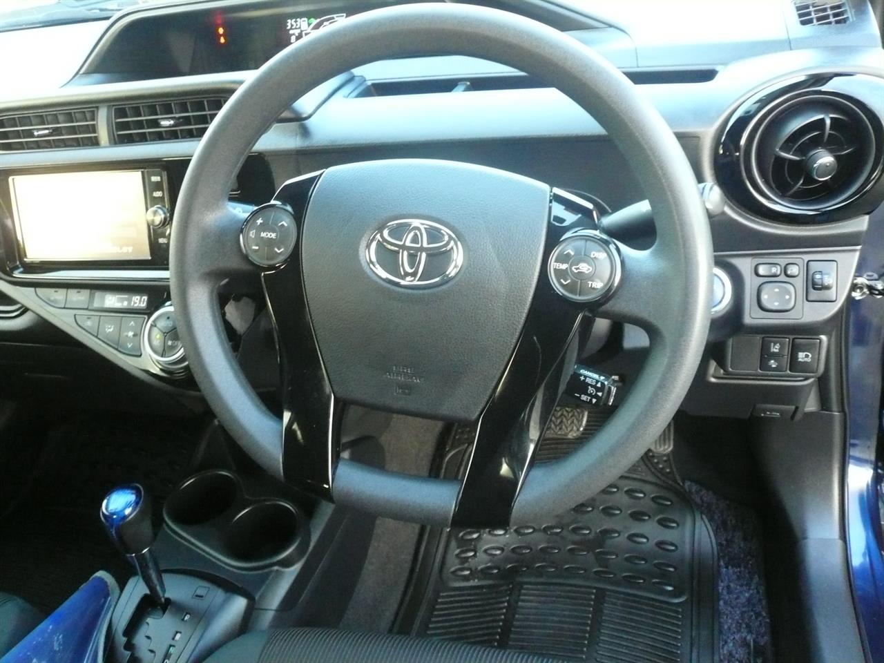 2017 Toyota Aqua