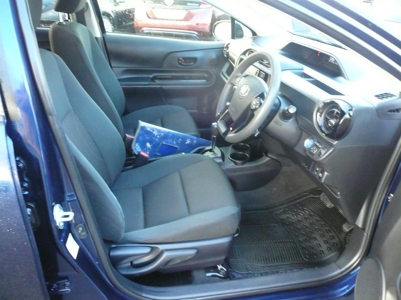 2017 Toyota Aqua