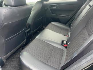 2016 Toyota COROLLA - Thumbnail