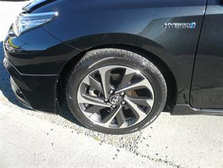 2016 Toyota COROLLA - Thumbnail