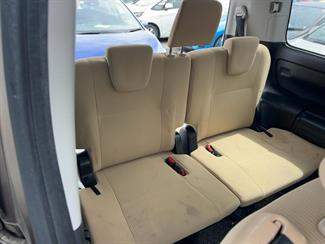 2014 Toyota Noah - Thumbnail