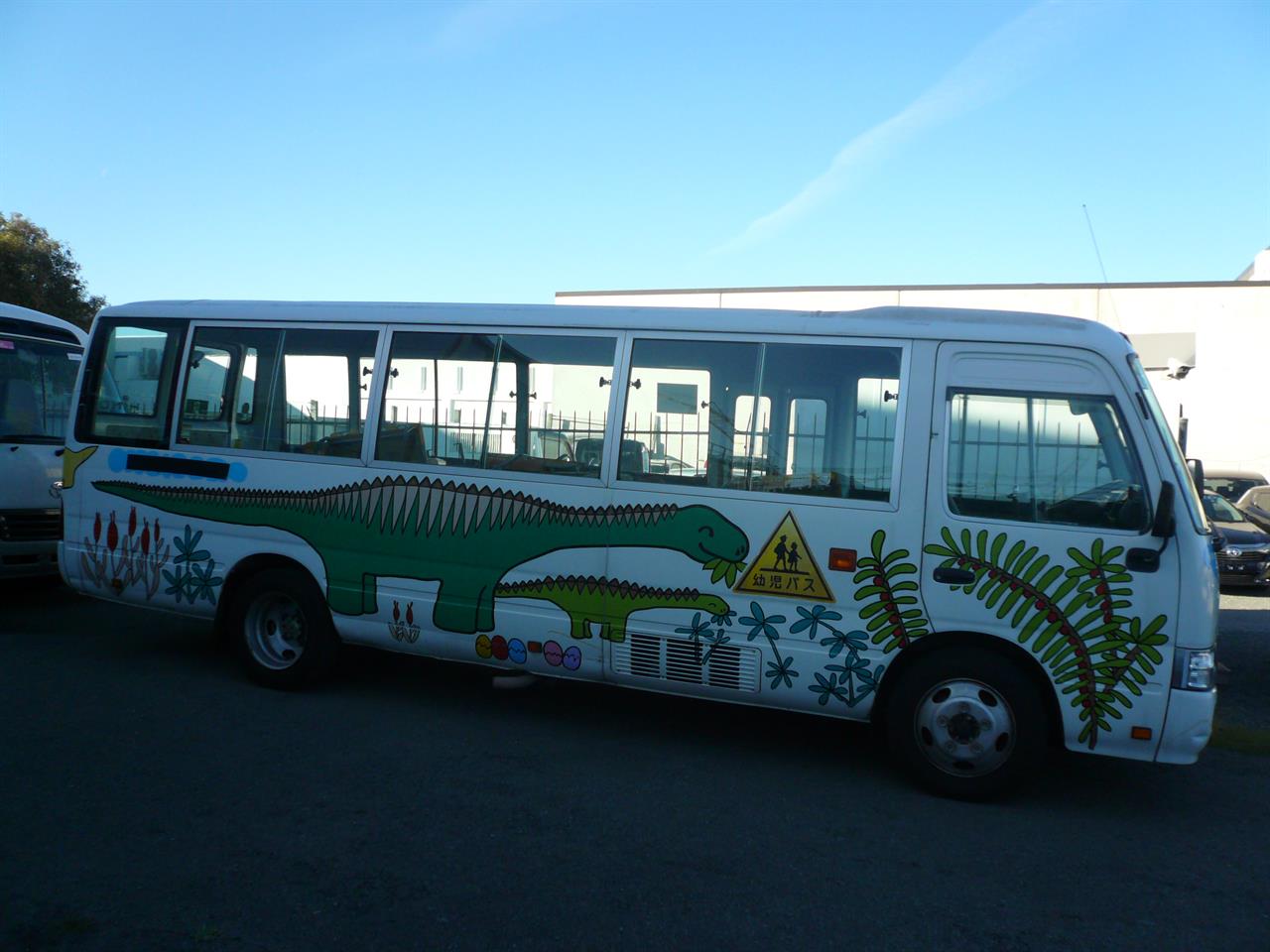 2008 Hino Liesse bus