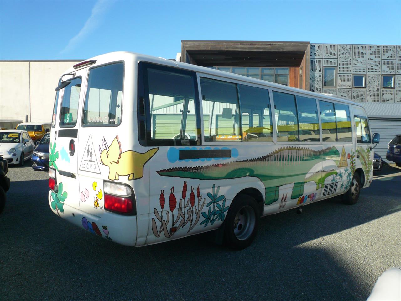 2008 Hino Liesse bus