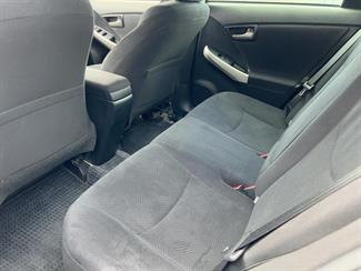 2014 Toyota Prius - Thumbnail