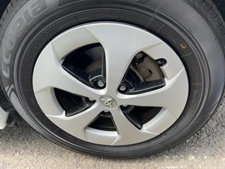 2014 Toyota Prius - Thumbnail