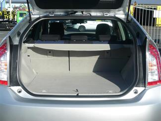 2015 Toyota Prius - Thumbnail