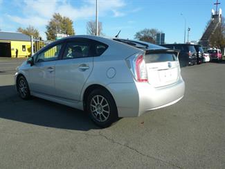 2015 Toyota Prius - Thumbnail