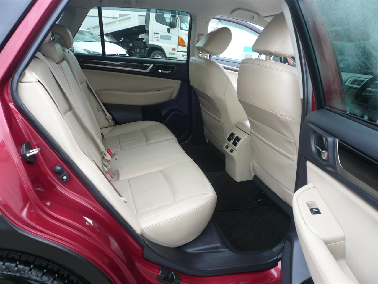 2016 Subaru OUTBACK