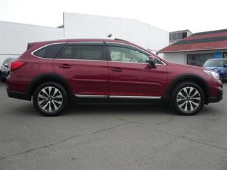 2016 Subaru OUTBACK - Thumbnail