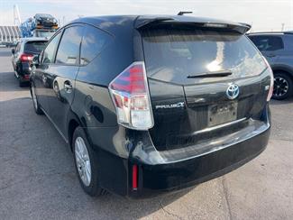 2015 Toyota Prius - Thumbnail