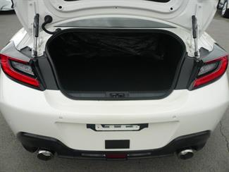 2025 Toyota Gr86 - Thumbnail