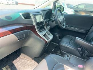 2012 Toyota VELLFIRE - Thumbnail