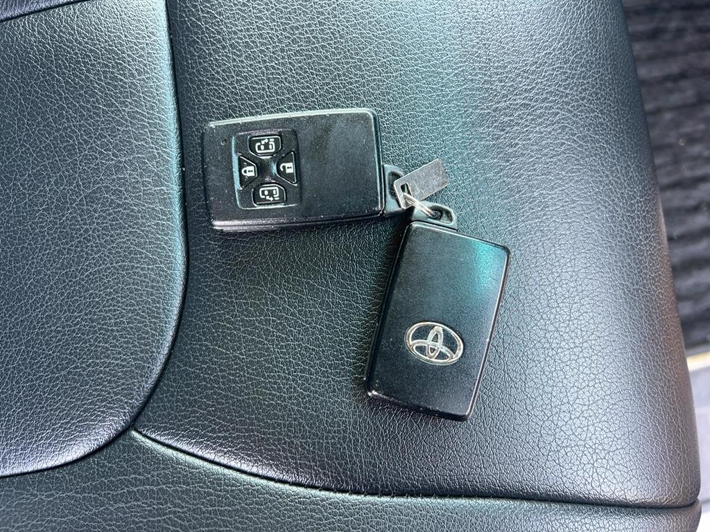 2012 Toyota VELLFIRE
