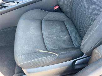 2017 Toyota C-HR - Thumbnail