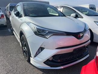 2018 Toyota C-HR - Thumbnail